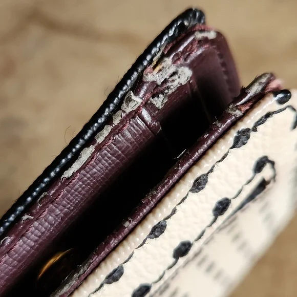 Fossil Polka Dot Small Wallet - Picture 5 of 9